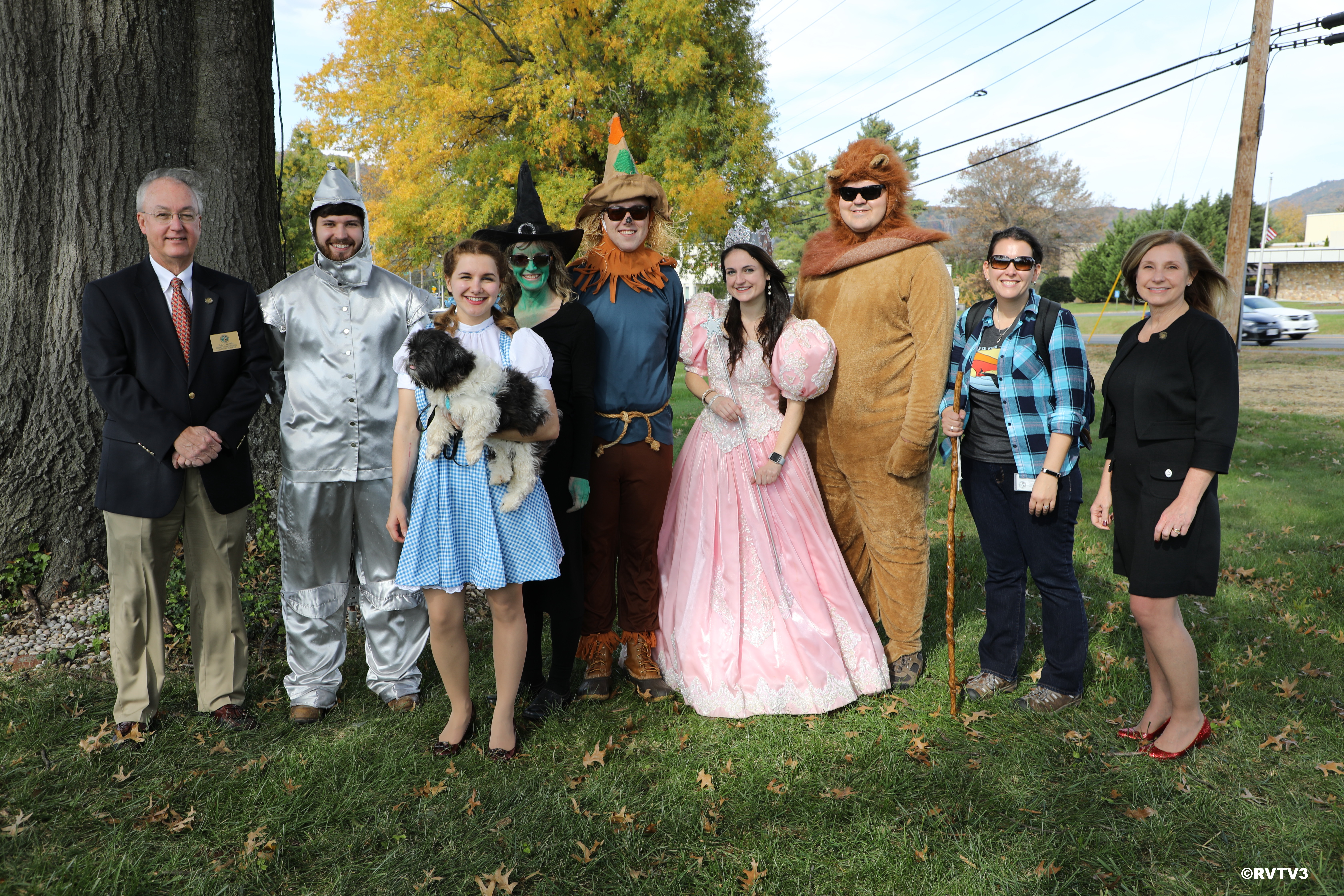 Ribbon Cutting 10/31/18